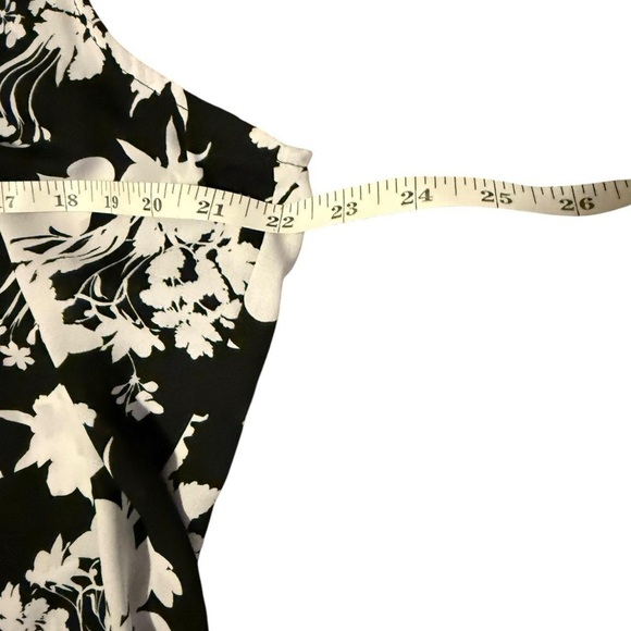 Apt. 9 Black and Cream Ruffled Blouse - Picture 6 of 7